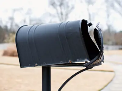 broken-mailboxes-(1).png